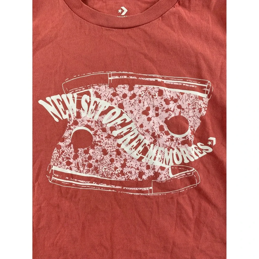 Converse‎ Kids Small Faded Red Graphic T-Shirt New Set of Free Memories Sneaker